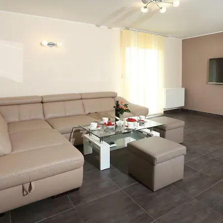 Dm Kastav-opatija * Kastav